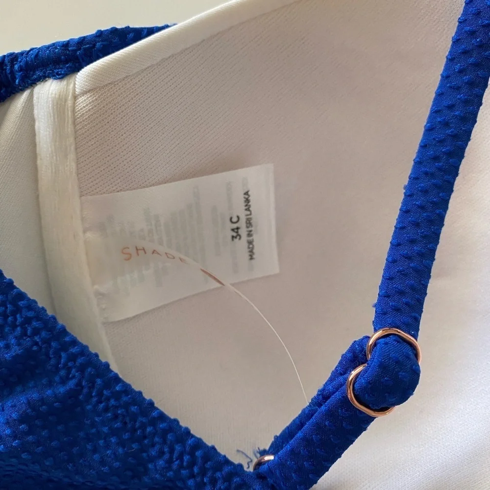 NWT Women's Blue Twist-Front Bikini top
